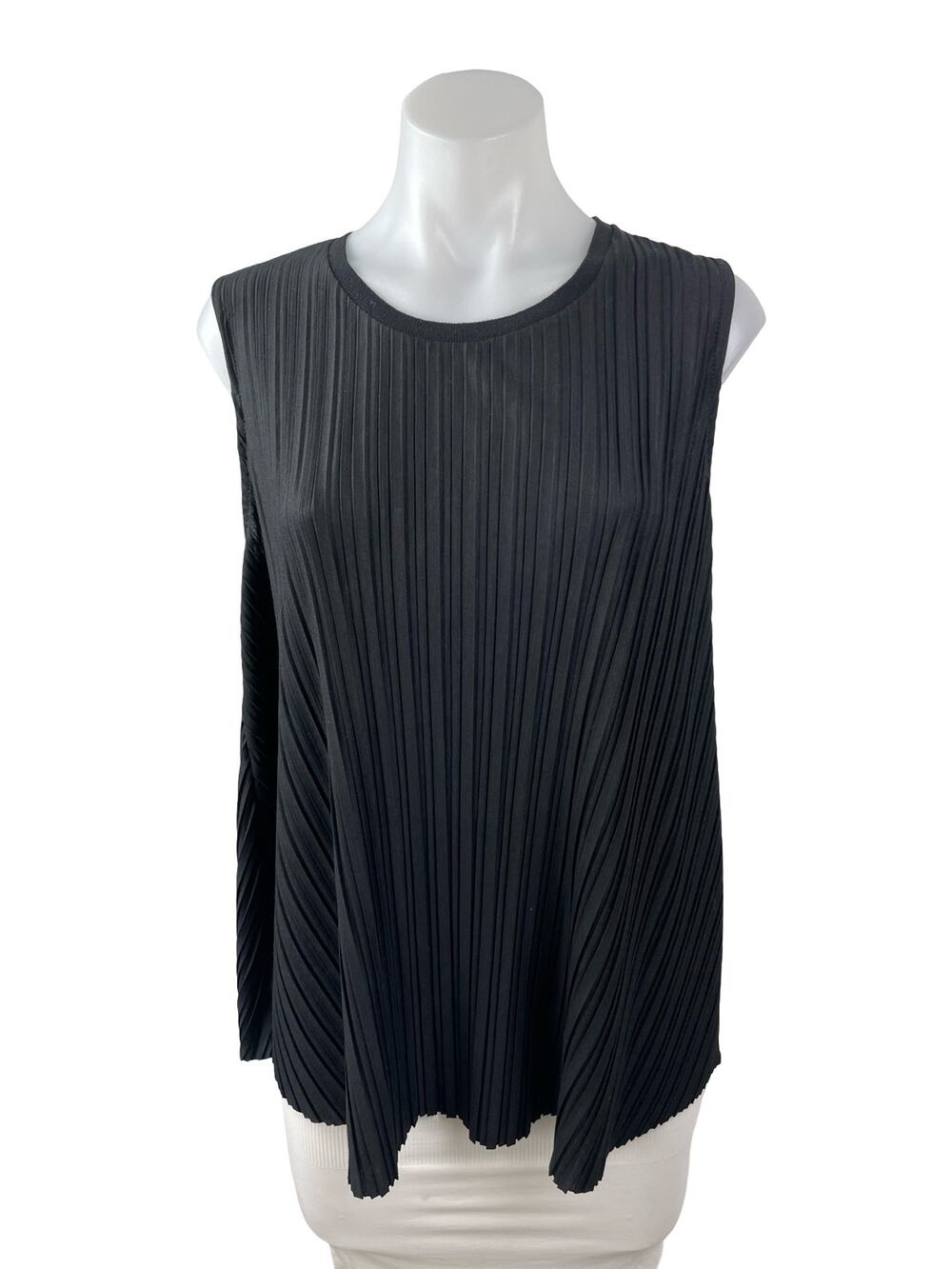 Philosophy Women's Black Pleated Sleeveless Round Neck Tank Blouse Top Size M